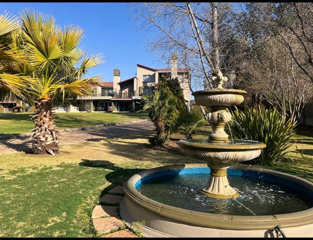 3 BEDROOM TOWNHOUSE FOR SALE IN ABRAHAMSRUST